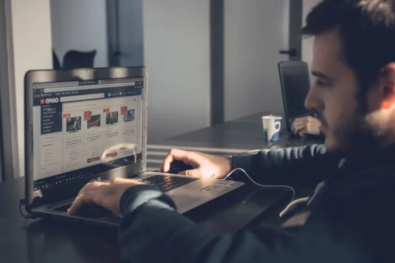 The Search Demand Behind anonying.com: A Practical Breakdown